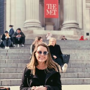 Meet your Posher, Sofi